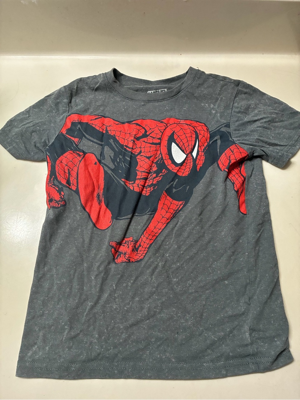 Marvel Kids Gray Short-Sleeve Spider-Man Tee with Red Graphic